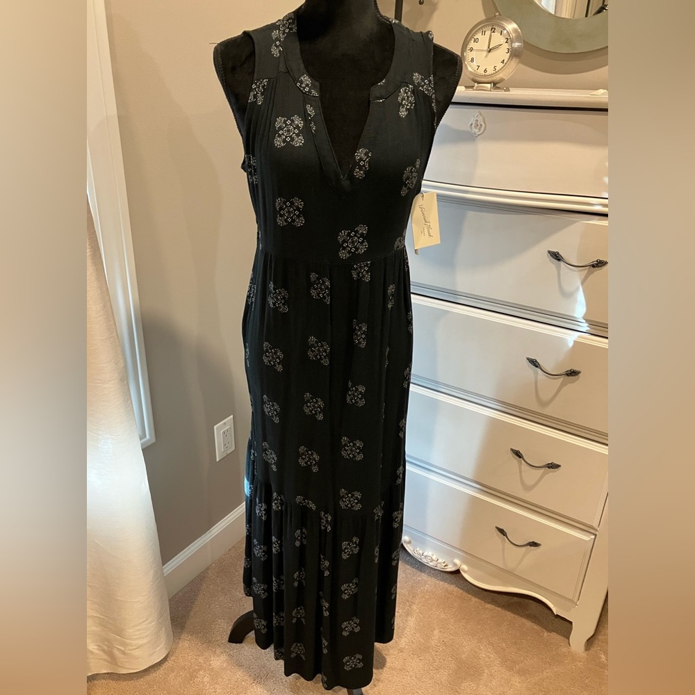 Black and white maxi dress